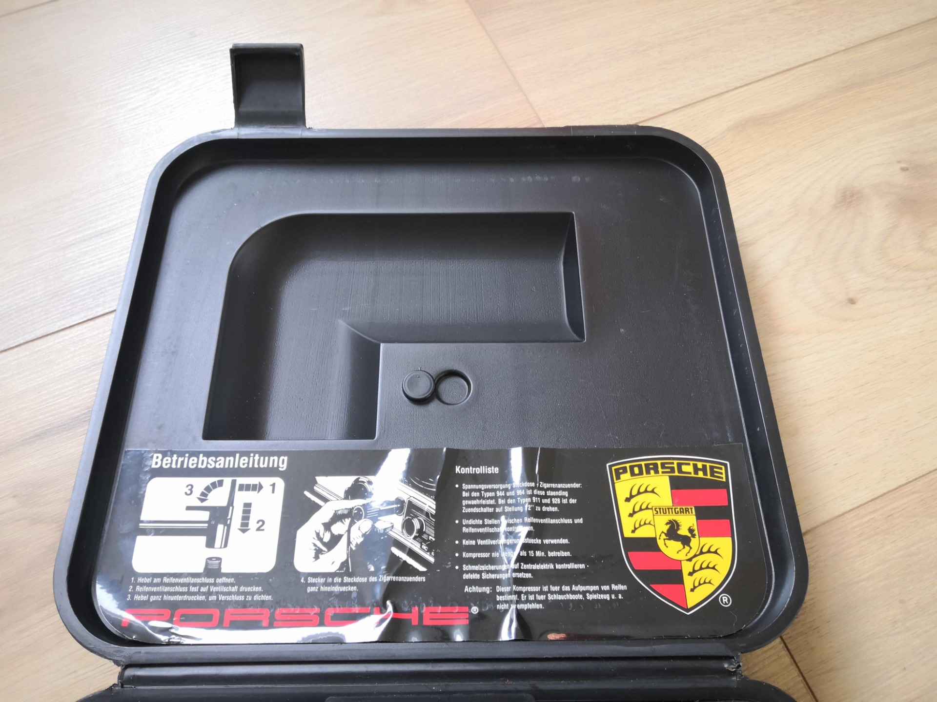 コンプレッサー　PORSCHE STUTTGART 1988 1989 Porsche 911 Turbo 928 930 944 Tire Air Compressor Inflator  Original